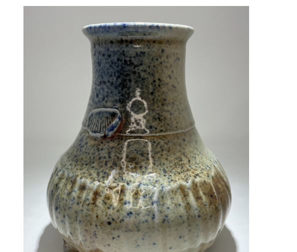ST 3 Shell Feet Shino Vase